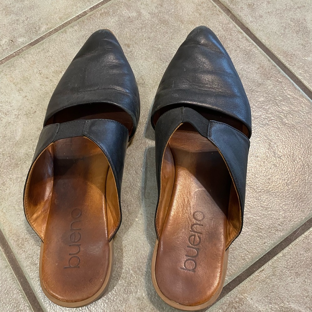 Bueno Dark Leather Women's Mules